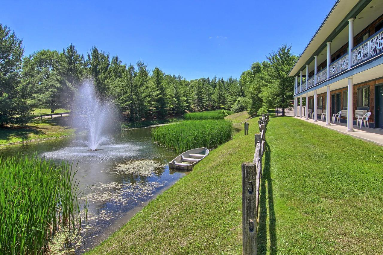 The Legend Cottage Inn Bellaire Екстер'єр фото