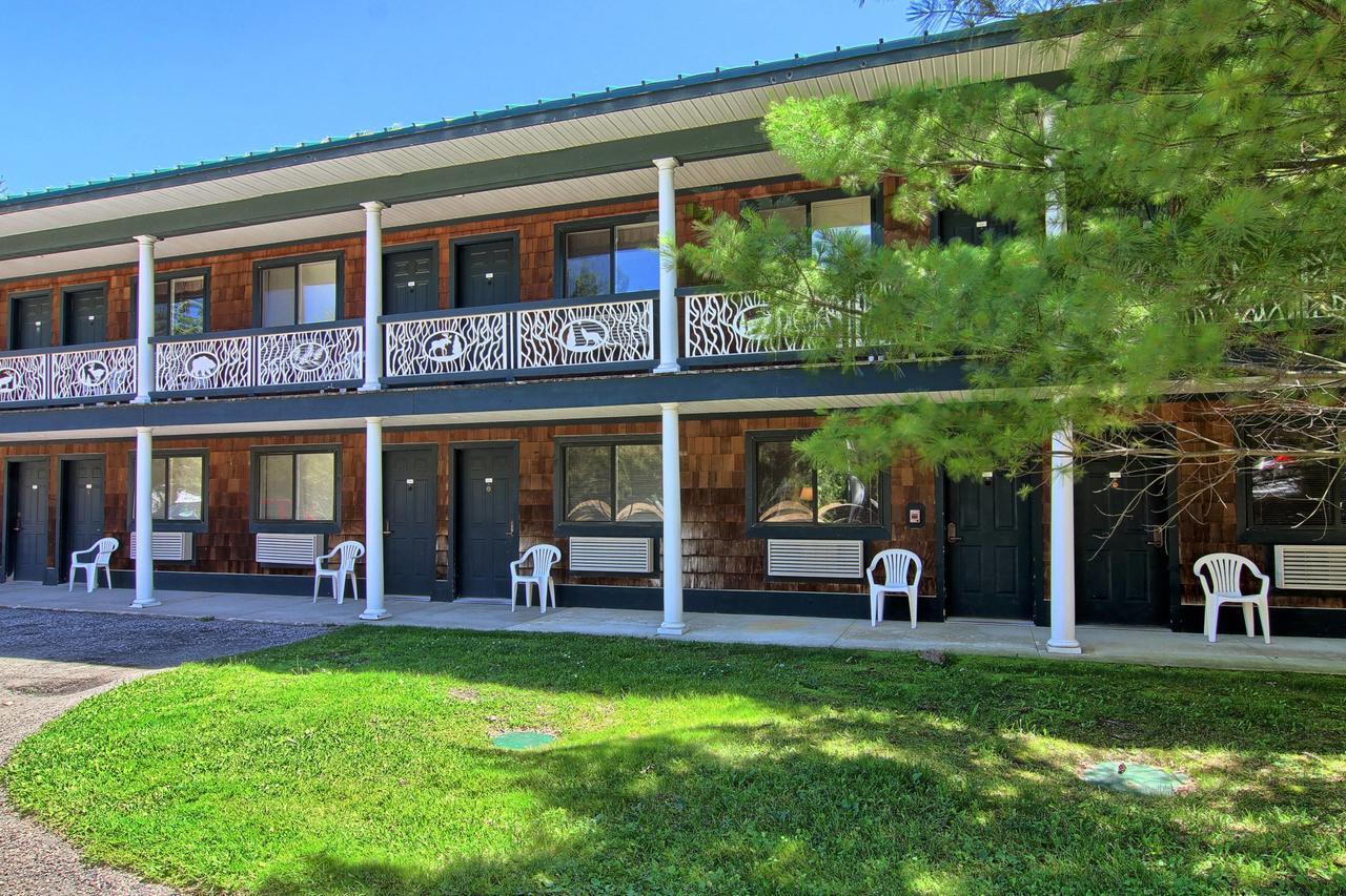 The Legend Cottage Inn Bellaire Екстер'єр фото